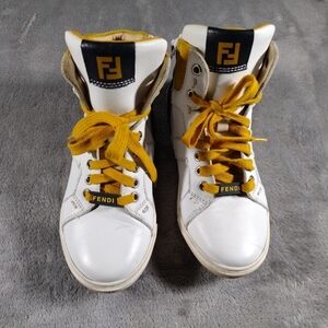 Fendi Kids High Top Sneakers Size 33 US 1.5
